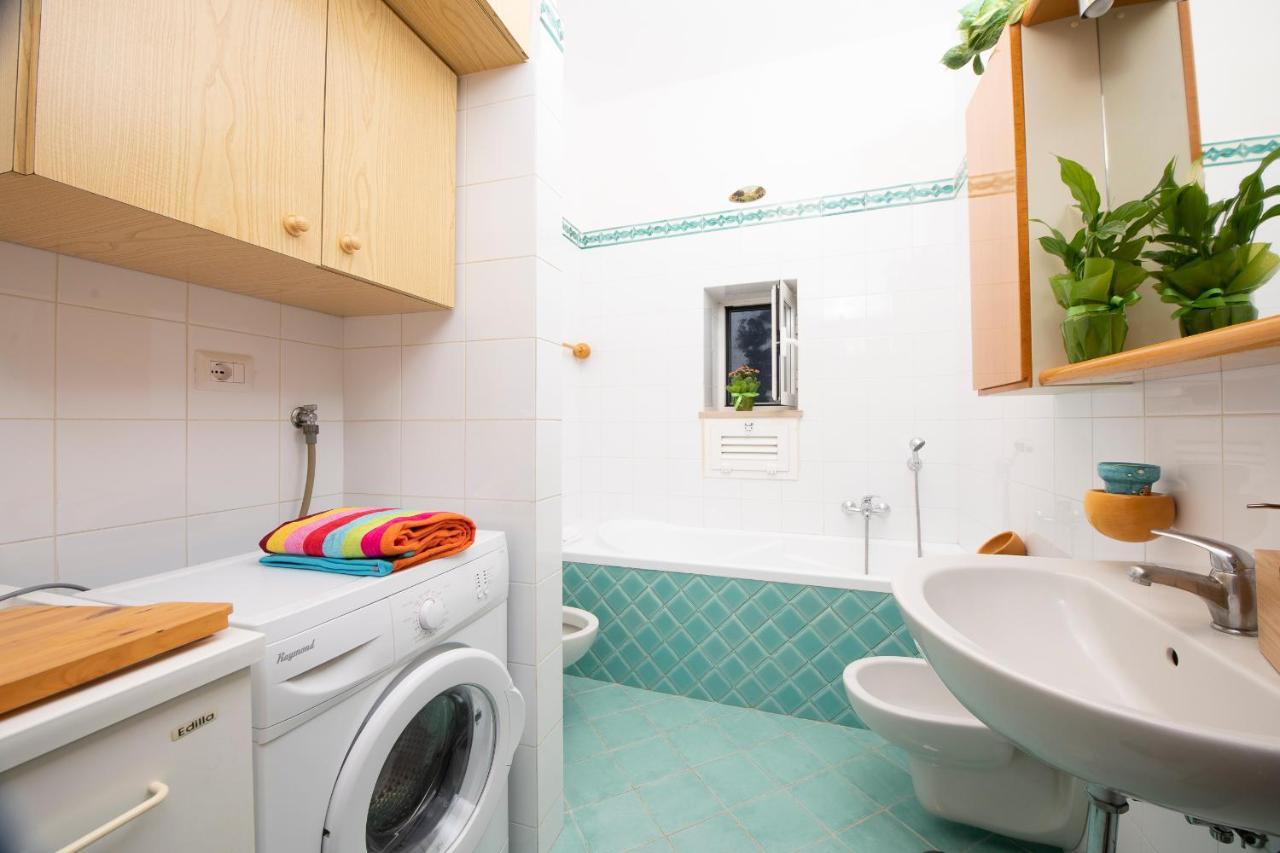 Lilla'S House - Amalfi Square & Close The Beach Екстер'єр фото